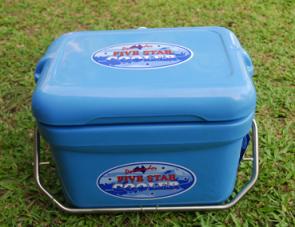 The Five Star Cooler is ideal for carrying a day’s tucker in.